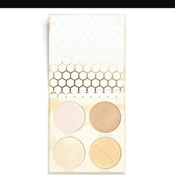 Beauty Bakerie Other - Beauty bakery highlighter palette